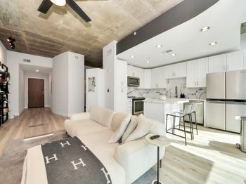 5925 Almeda Road