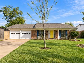 6002 Saxon Drive