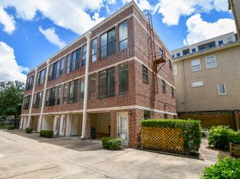 118 McGowen Street