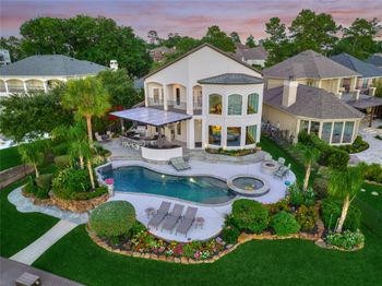 9943 Pebble View Court