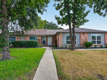 9523 Riverside Lodge Drive