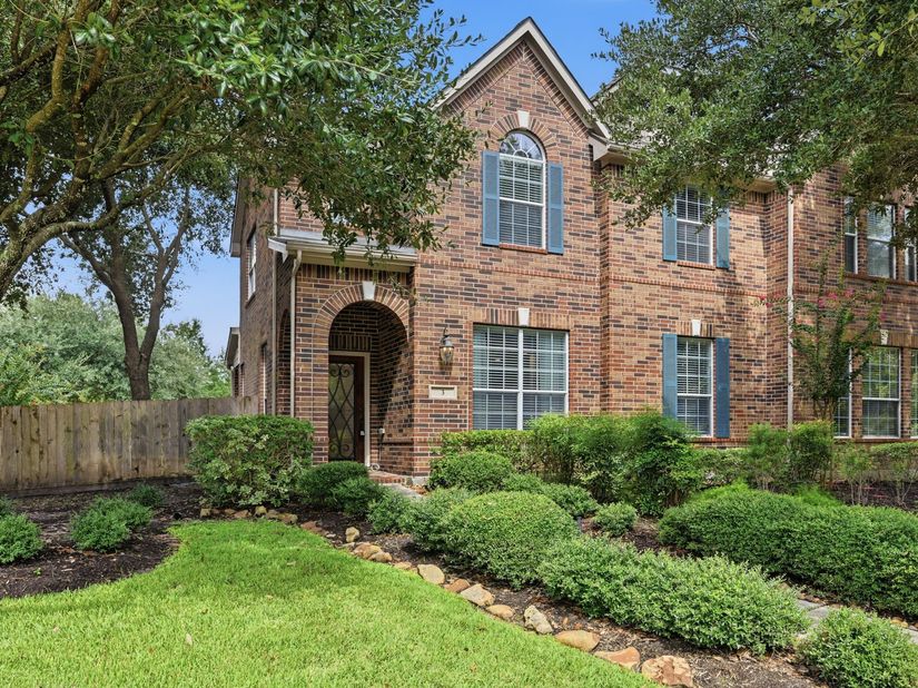 3 Avenswood Place, The Woodlands TX 77382