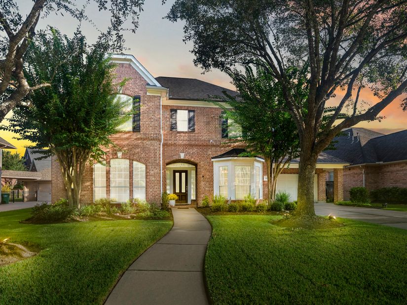 1607 Noble Pointe Drive, Spring TX 77379