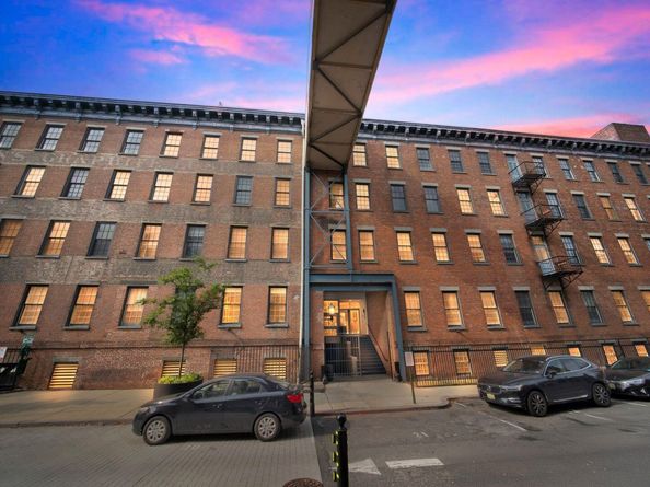 187 Wayne St 415C, Jersey City NJ 07302