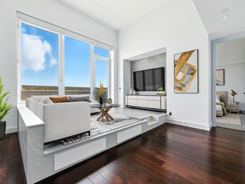 1000 Avenue At Port Imperial