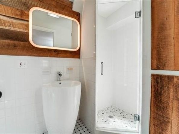 75 Erie St, Jersey City NJ 07302