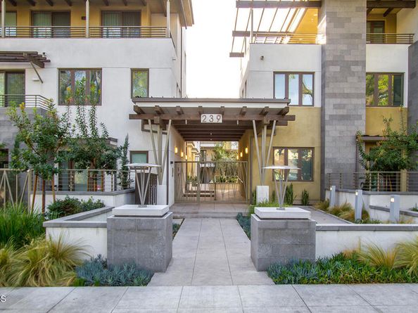 239 S Marengo Avenue 201, Pasadena CA 91101