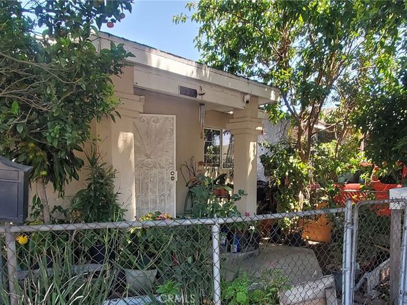 6300 Holmes Avenue, Los Angeles CA 90001