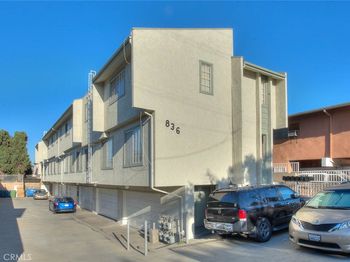 836 S Sierra Vista Avenue