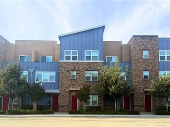 4956 Willow