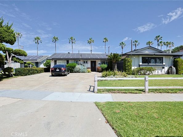 1621 W Palais, Anaheim CA 92802