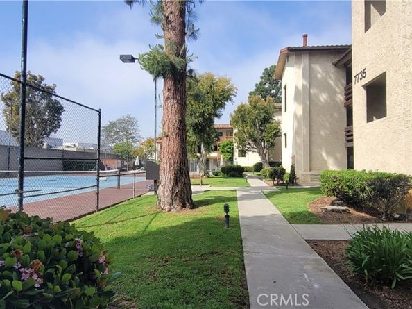 7735 Newman Avenue 104, Huntington Beach CA 92647