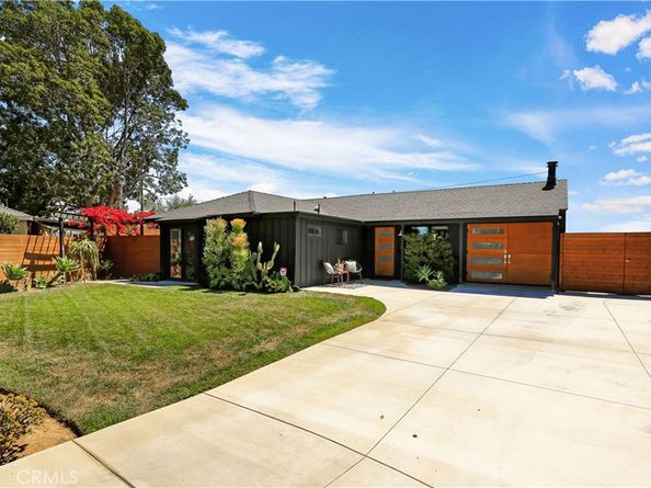 2110 President, Costa Mesa CA 92627