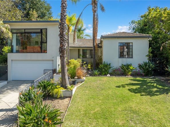 2240 N New Hampshire Avenue, Los Feliz CA 90027