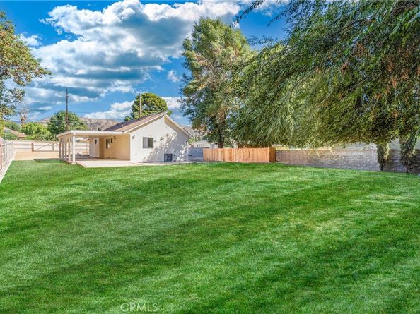 10824 Foothill Boulevard, Sylmar CA 91342