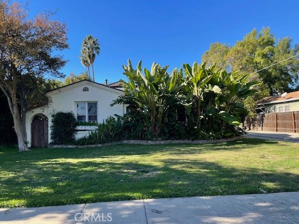 6709 Vesper, Van Nuys CA 91405