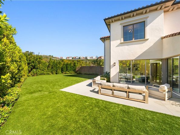 162 Winnett, Irvine CA 92602