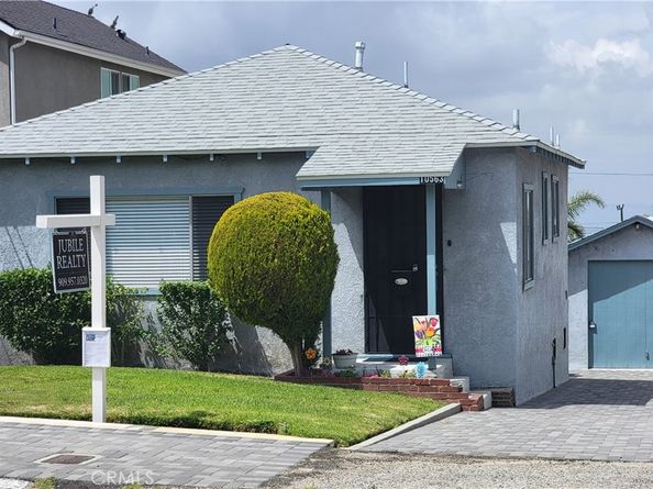 10563 Las Lunitas, Tujunga CA 91042