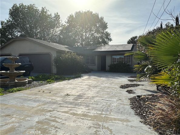 8119 Geyser Avenue, Reseda CA 91335