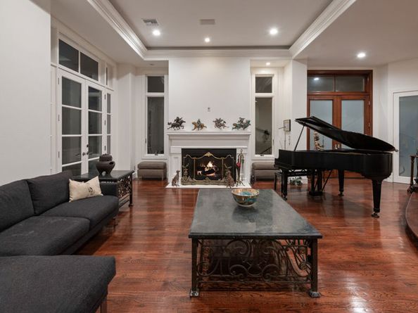 138 Voyage Mall, Marina Del Rey CA 90292