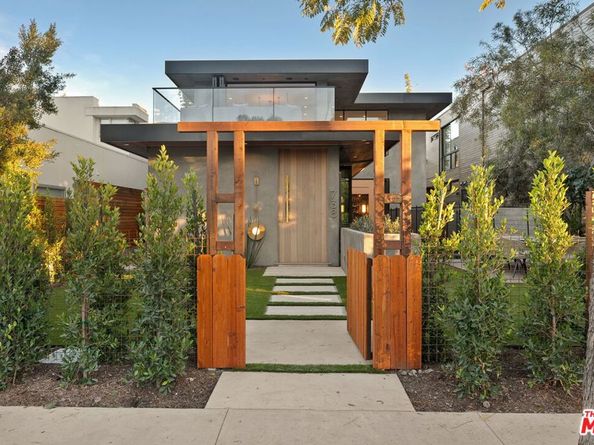 738 Palms Boulevard, Venice CA 90291