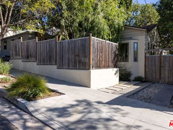 4022 Prospect Avenue