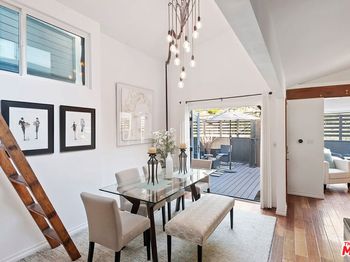 1653 N Beverly Glen Boulevard