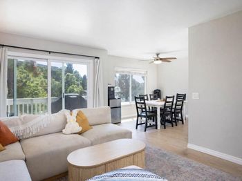 4241 Mesa Vista Way, Unit 5