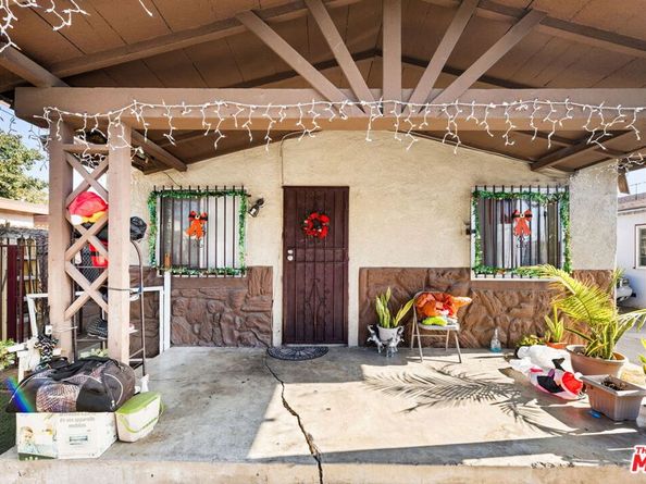 1114 S Kern Avenue, Los Angeles CA 90022