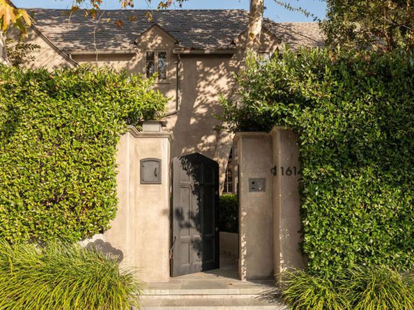 1614 N Fairfax Avenue, Los Angeles CA 90046