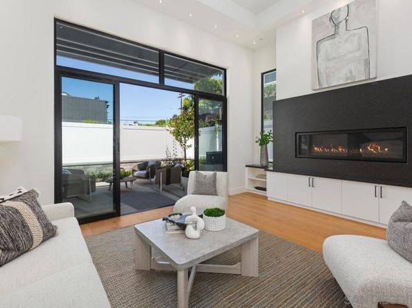 746 Bonair St, La Jolla CA 92037