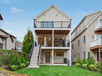 19 Davenport Avenue
