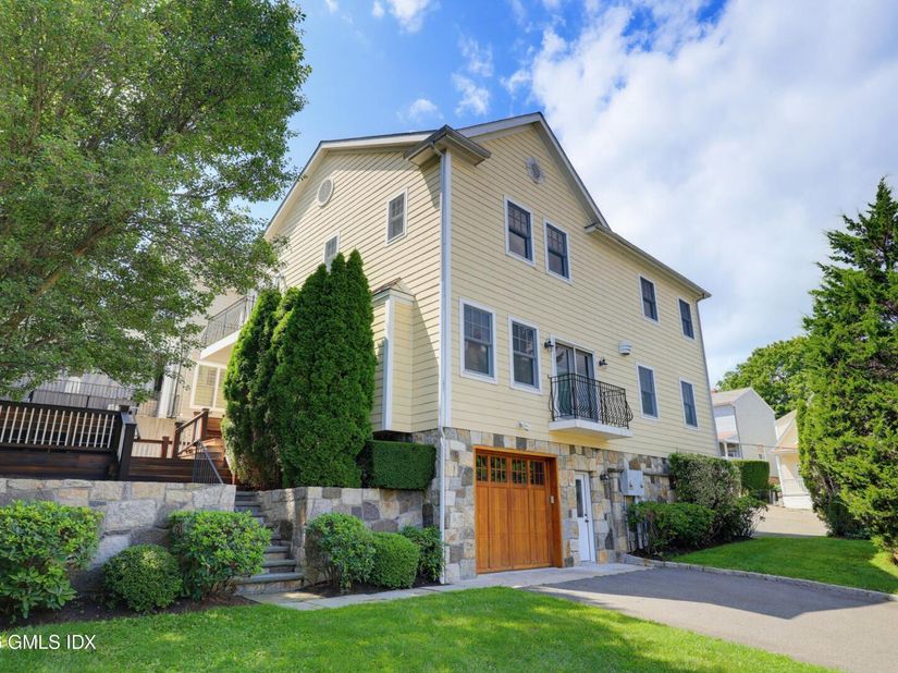 49 Harold Street 2, Cos Cob CT 06807