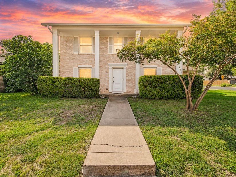 10101 Parkfield DR, Austin TX 78758