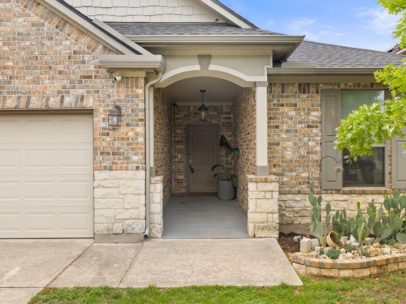 8616 Ipswich Bay DR, Austin TX 78747