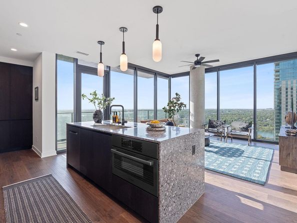 84 East Ave 3906, Austin TX 78701