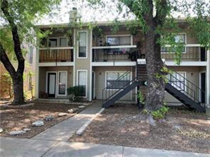 1903 W Loop, Austin TX 78758