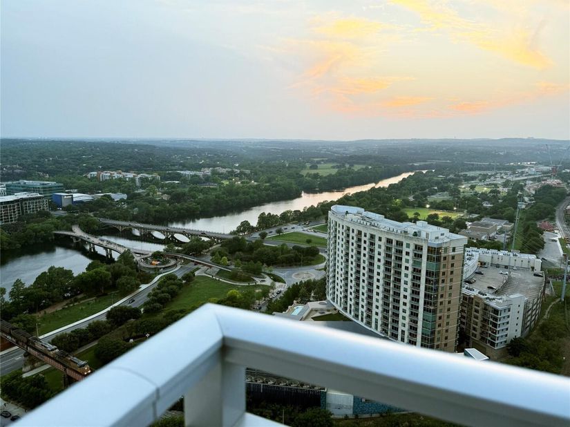 222 West Ave 3008, Austin TX 78701