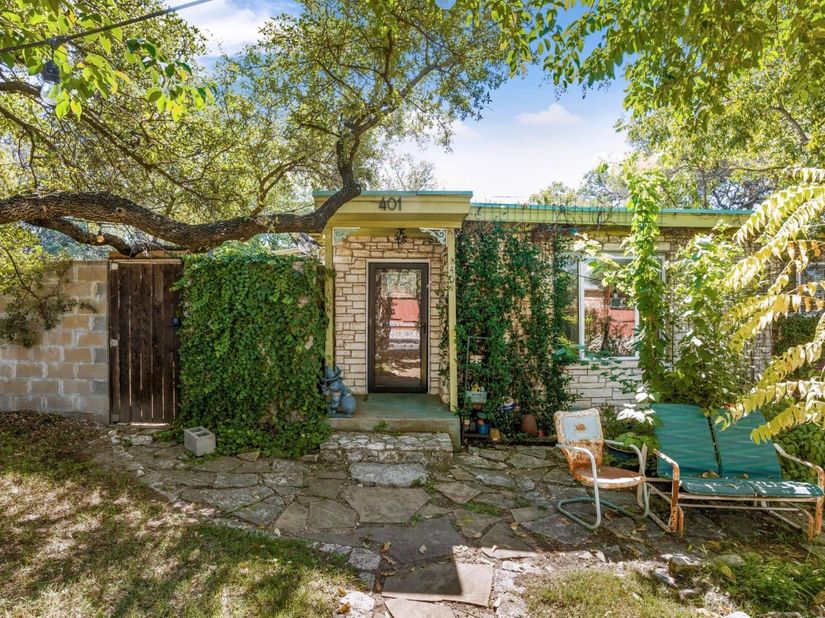 401 W Live Oak ST, Austin TX 78704