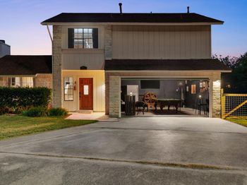 11611 Spotted Horse DR