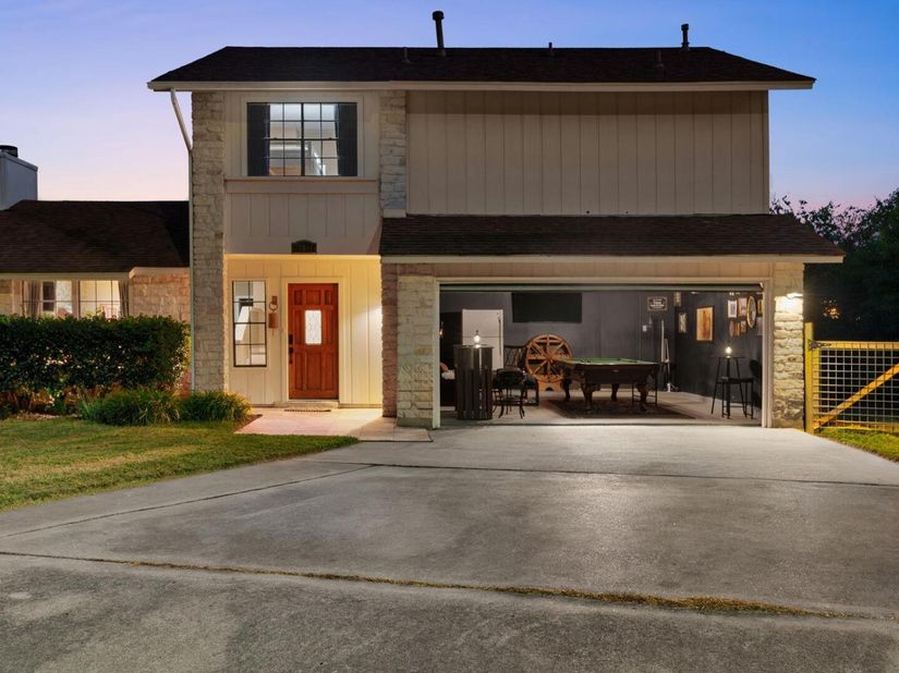 11611 Spotted Horse DR, Austin TX 78759