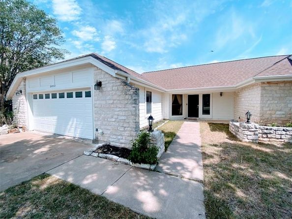 21822 SE Tallahassee Ave, Lago Vista TX 78645