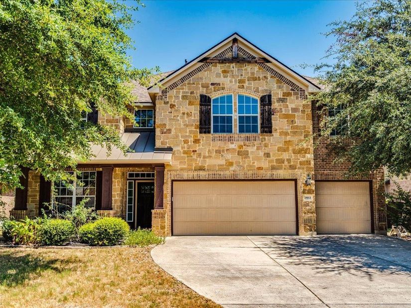 19013 Calming Stream CV, Pflugerville TX 78660
