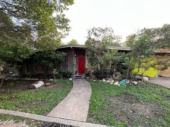 905 Neans DR