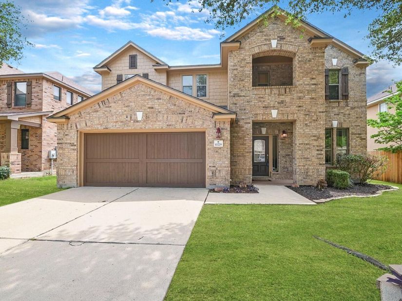 10229 English Oak DR, Austin TX 78748