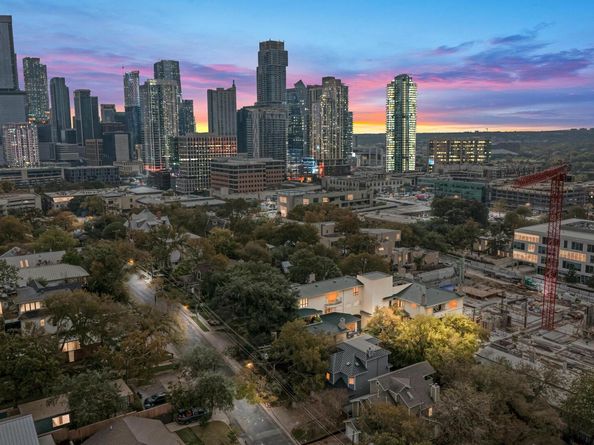 1115 W 7th ST 106, Austin TX 78703