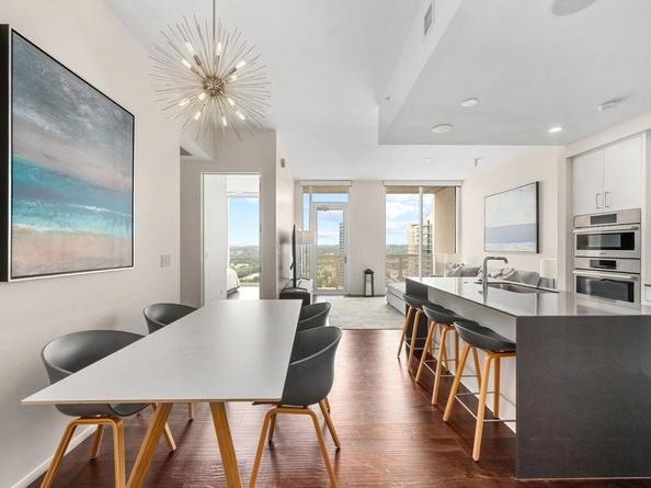 301 West Ave 3208, Austin TX 78701