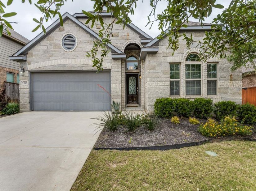 236 Blue Waterleaf LN, Georgetown TX 78626