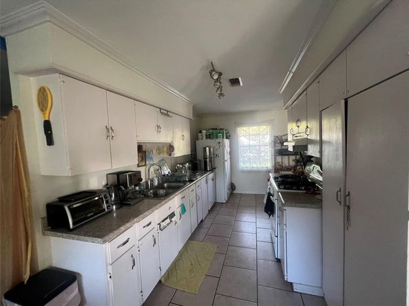 5202 Beechmoor DR, Austin TX 78723