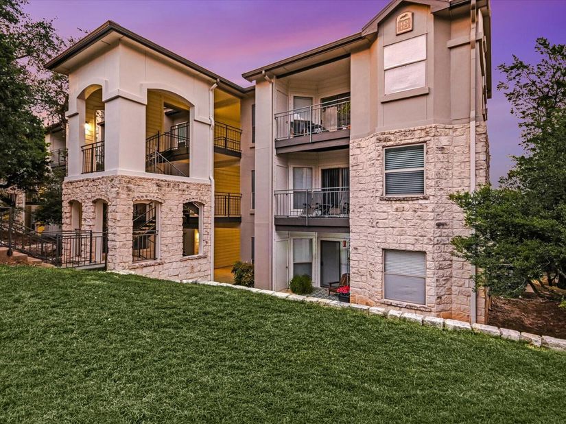 6000 Shepherd Mountain CV 1818, Austin TX 78730